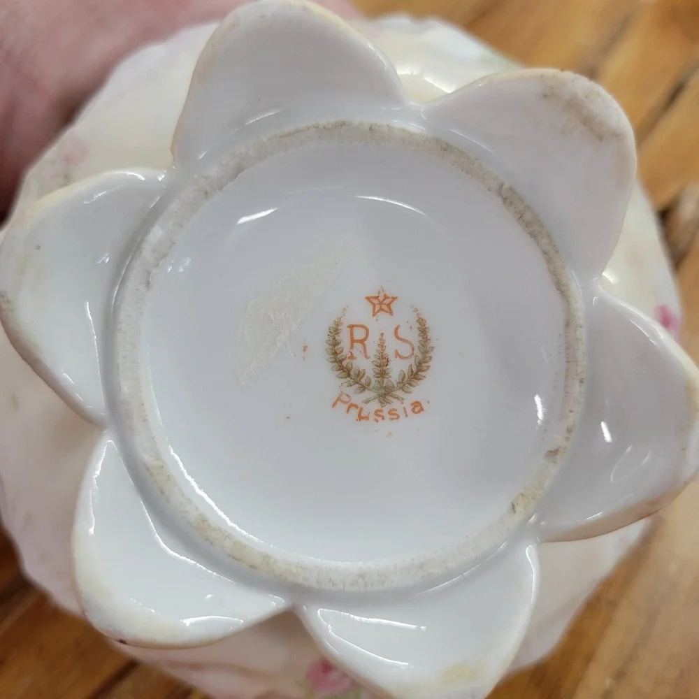 Vintage RS Prussia Red Star Green‎ Wreath Footed w/ Handles Sugar Bowl Floral